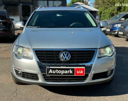 Серый Фольксваген Пассат, объемом двигателя 2 л и пробегом 275 тыс. км за 6890 $, фото 1 на Automoto.ua