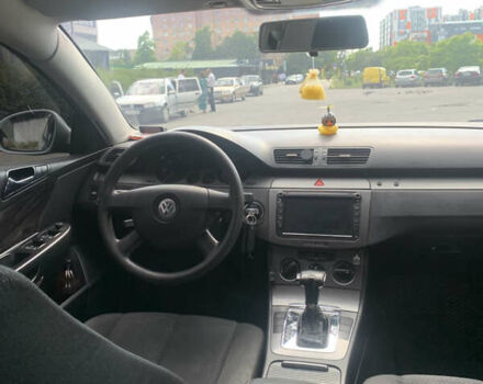 Серый Фольксваген Пассат, объемом двигателя 1.97 л и пробегом 325 тыс. км за 5600 $, фото 7 на Automoto.ua