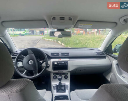 Серый Фольксваген Пассат, объемом двигателя 2 л и пробегом 254 тыс. км за 6200 $, фото 12 на Automoto.ua