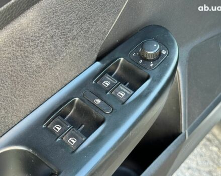 Серый Фольксваген Пассат, объемом двигателя 2 л и пробегом 275 тыс. км за 6890 $, фото 11 на Automoto.ua