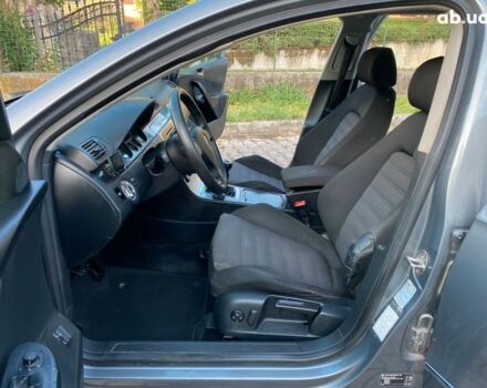 Серый Фольксваген Пассат, объемом двигателя 2 л и пробегом 261 тыс. км за 1500 $, фото 9 на Automoto.ua