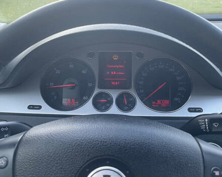 Серый Фольксваген Пассат, объемом двигателя 1.97 л и пробегом 382 тыс. км за 6399 $, фото 12 на Automoto.ua