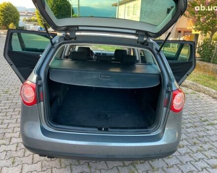 Серый Фольксваген Пассат, объемом двигателя 2 л и пробегом 261 тыс. км за 1500 $, фото 8 на Automoto.ua