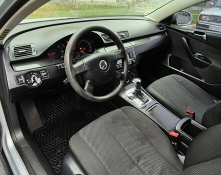 Сірий Фольксваген Пассат, об'ємом двигуна 2 л та пробігом 198 тис. км за 5400 $, фото 6 на Automoto.ua