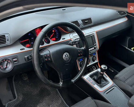 Серый Фольксваген Пассат, объемом двигателя 2 л и пробегом 326 тыс. км за 7300 $, фото 8 на Automoto.ua