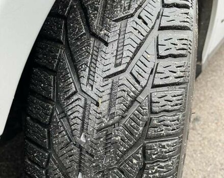 Серый Фольксваген Пассат, объемом двигателя 1.97 л и пробегом 285 тыс. км за 5800 $, фото 18 на Automoto.ua