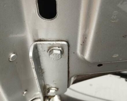 Серый Фольксваген Пассат, объемом двигателя 1.6 л и пробегом 243 тыс. км за 7800 $, фото 98 на Automoto.ua