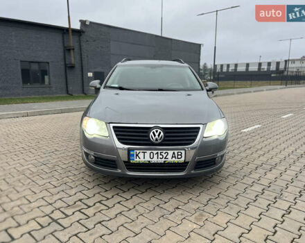 Серый Фольксваген Пассат, объемом двигателя 2 л и пробегом 490 тыс. км за 3999 $, фото 2 на Automoto.ua