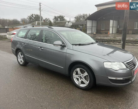 Серый Фольксваген Пассат, объемом двигателя 1.6 л и пробегом 142 тыс. км за 7450 $, фото 7 на Automoto.ua