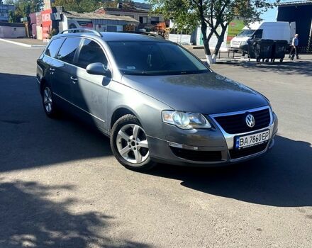 Серый Фольксваген Пассат, объемом двигателя 2 л и пробегом 365 тыс. км за 5800 $, фото 1 на Automoto.ua