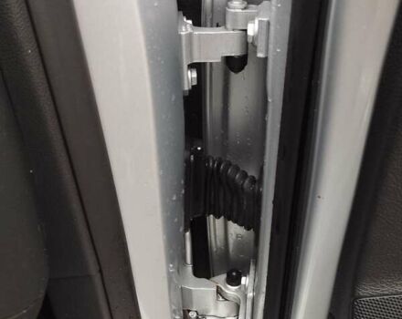 Серый Фольксваген Пассат, объемом двигателя 1.6 л и пробегом 243 тыс. км за 7800 $, фото 72 на Automoto.ua