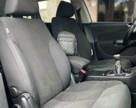 Сірий Фольксваген Пассат, об'ємом двигуна 2 л та пробігом 247 тис. км за 4599 $, фото 38 на Automoto.ua