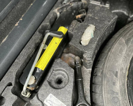 Сірий Фольксваген Пассат, об'ємом двигуна 2 л та пробігом 247 тис. км за 4599 $, фото 52 на Automoto.ua