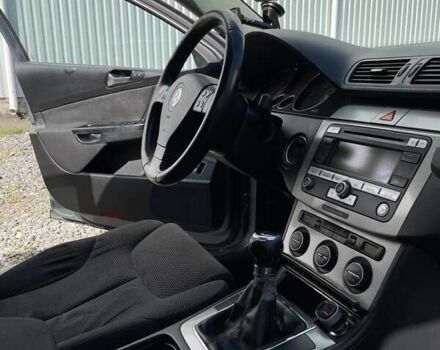 Серый Фольксваген Пассат, объемом двигателя 1.97 л и пробегом 320 тыс. км за 6000 $, фото 29 на Automoto.ua