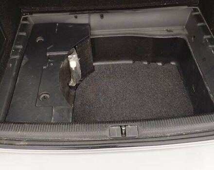 Серый Фольксваген Пассат, объемом двигателя 1.6 л и пробегом 243 тыс. км за 7800 $, фото 60 на Automoto.ua