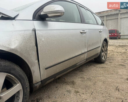 Серый Фольксваген Пассат, объемом двигателя 1.97 л и пробегом 200 тыс. км за 1600 $, фото 16 на Automoto.ua