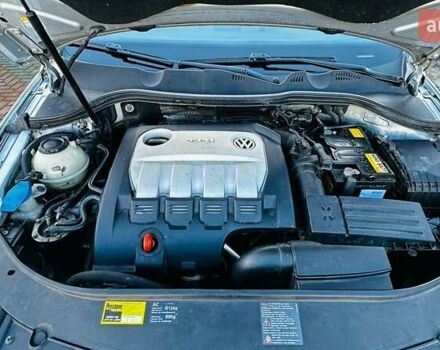 Серый Фольксваген Пассат, объемом двигателя 2 л и пробегом 204 тыс. км за 8500 $, фото 6 на Automoto.ua