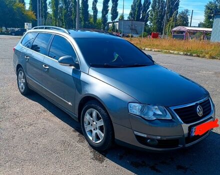 Серый Фольксваген Пассат, объемом двигателя 2 л и пробегом 320 тыс. км за 6500 $, фото 1 на Automoto.ua