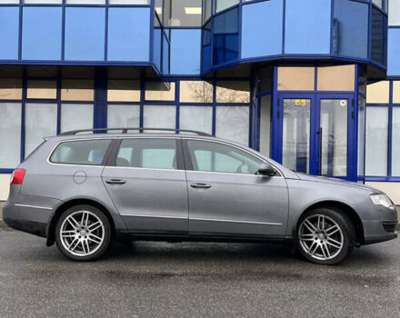 Серый Фольксваген Пассат, объемом двигателя 1.9 л и пробегом 215 тыс. км за 6700 $, фото 2 на Automoto.ua