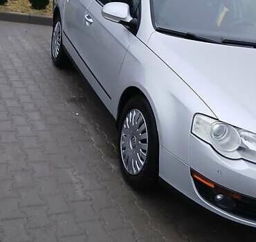 Серый Фольксваген Пассат, объемом двигателя 1.97 л и пробегом 240 тыс. км за 6800 $, фото 1 на Automoto.ua