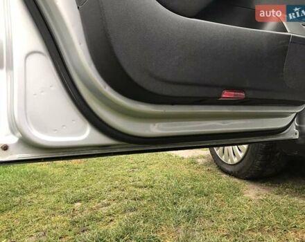 Серый Фольксваген Пассат, объемом двигателя 1.97 л и пробегом 266 тыс. км за 6500 $, фото 10 на Automoto.ua