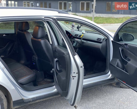 Серый Фольксваген Пассат, объемом двигателя 1.6 л и пробегом 272 тыс. км за 5300 $, фото 7 на Automoto.ua