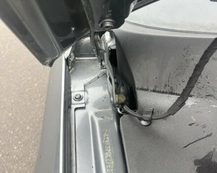 Серый Фольксваген Пассат, объемом двигателя 1.6 л и пробегом 142 тыс. км за 7450 $, фото 24 на Automoto.ua