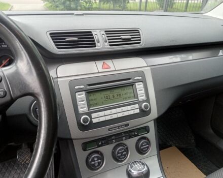 Сірий Фольксваген Пассат, об'ємом двигуна 2 л та пробігом 208 тис. км за 4900 $, фото 15 на Automoto.ua