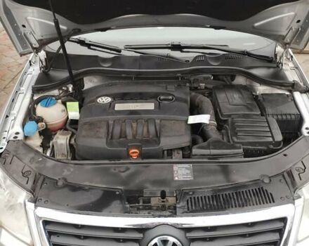 Серый Фольксваген Пассат, объемом двигателя 1.6 л и пробегом 243 тыс. км за 7800 $, фото 96 на Automoto.ua