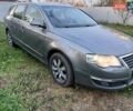 Фольксваген Пассат 2007 в Хмельницком на Automoto.ua Серый Фольксваген Пассат, объемом двигателя 2 л и пробегом 293 тыс. км за 4950 $, фото 1 на Automoto.ua