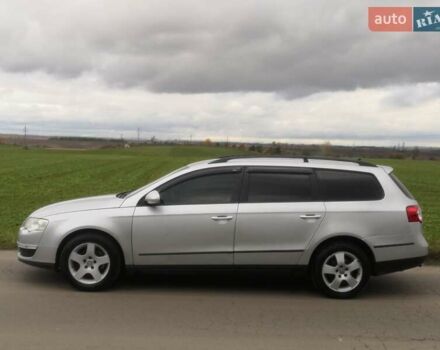 Серый Фольксваген Пассат, объемом двигателя 1.9 л и пробегом 256 тыс. км за 5500 $, фото 4 на Automoto.ua