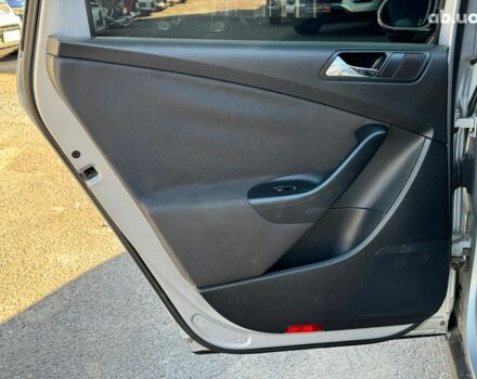 Серый Фольксваген Пассат, объемом двигателя 2 л и пробегом 275 тыс. км за 6890 $, фото 15 на Automoto.ua