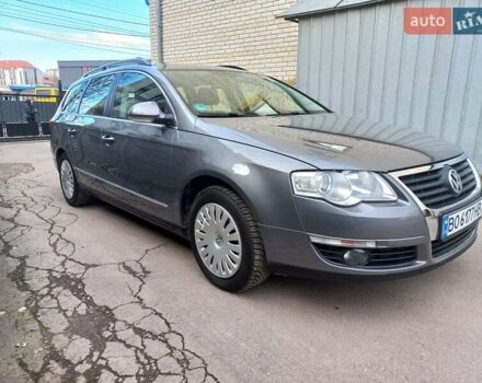Сірий Фольксваген Пассат, об'ємом двигуна 1.6 л та пробігом 188 тис. км за 7700 $, фото 2 на Automoto.ua