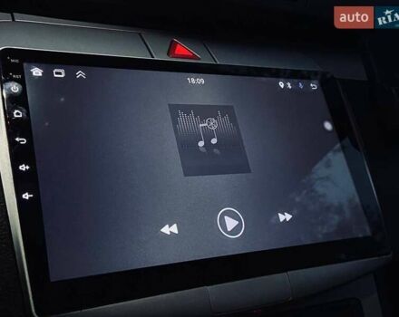 Серый Фольксваген Пассат, объемом двигателя 1.97 л и пробегом 295 тыс. км за 7999 $, фото 27 на Automoto.ua