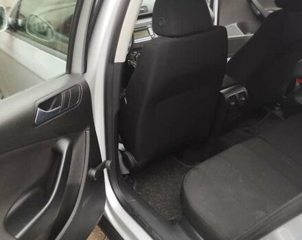 Серый Фольксваген Пассат, объемом двигателя 1.6 л и пробегом 243 тыс. км за 7800 $, фото 84 на Automoto.ua