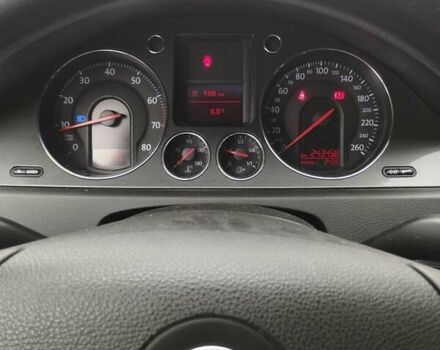 Серый Фольксваген Пассат, объемом двигателя 1.6 л и пробегом 243 тыс. км за 7800 $, фото 33 на Automoto.ua