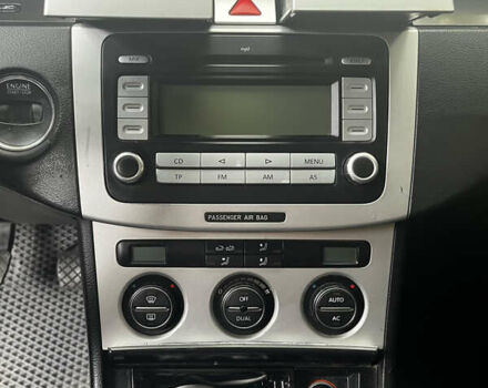 Серый Фольксваген Пассат, объемом двигателя 1.97 л и пробегом 215 тыс. км за 4700 $, фото 15 на Automoto.ua