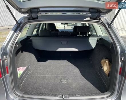 Серый Фольксваген Пассат, объемом двигателя 1.97 л и пробегом 320 тыс. км за 6000 $, фото 10 на Automoto.ua