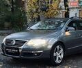 Серый Фольксваген Пассат, объемом двигателя 1.97 л и пробегом 295 тыс. км за 7999 $, фото 2 на Automoto.ua