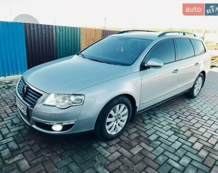 Серый Фольксваген Пассат, объемом двигателя 2 л и пробегом 204 тыс. км за 8500 $, фото 2 на Automoto.ua