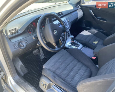 Фольксваген Пассат 2007 у Львові на Automoto.ua Сірий Фольксваген Пассат, об'ємом двигуна 1.97 л та пробігом 337 тис. км за 6300 $, фото 13 на Automoto.ua