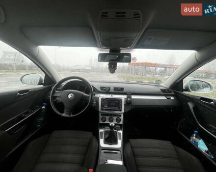 Сірий Фольксваген Пассат, об'ємом двигуна 1.97 л та пробігом 284 тис. км за 5700 $, фото 6 на Automoto.ua