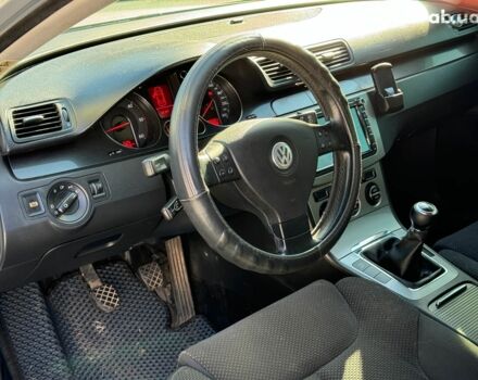 Серый Фольксваген Пассат, объемом двигателя 2 л и пробегом 275 тыс. км за 6890 $, фото 14 на Automoto.ua