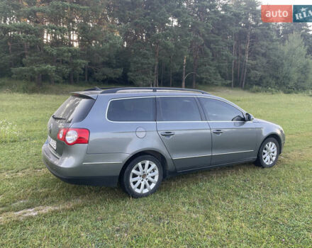 Серый Фольксваген Пассат, объемом двигателя 1.97 л и пробегом 382 тыс. км за 6399 $, фото 4 на Automoto.ua