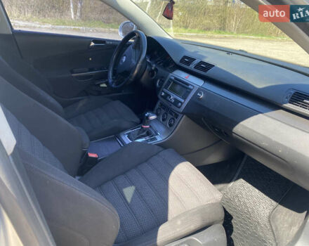 Фольксваген Пассат 2007 у Львові на Automoto.ua Сірий Фольксваген Пассат, об'ємом двигуна 1.97 л та пробігом 337 тис. км за 6300 $, фото 6 на Automoto.ua