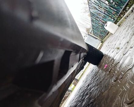 Серый Фольксваген Пассат, объемом двигателя 1.6 л и пробегом 243 тыс. км за 7800 $, фото 48 на Automoto.ua