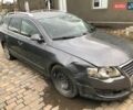 Серый Фольксваген Пассат, объемом двигателя 1.97 л и пробегом 180 тыс. км за 2300 $, фото 2 на Automoto.ua