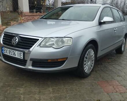 Серый Фольксваген Пассат, объемом двигателя 1.6 л и пробегом 243 тыс. км за 7800 $, фото 4 на Automoto.ua