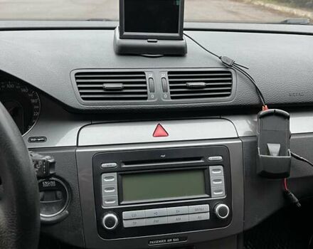 Серый Фольксваген Пассат, объемом двигателя 1.97 л и пробегом 285 тыс. км за 5800 $, фото 31 на Automoto.ua