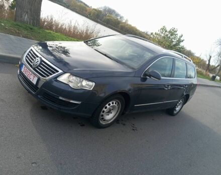 Сірий Фольксваген Пассат, об'ємом двигуна 2 л та пробігом 250 тис. км за 2500 $, фото 1 на Automoto.ua